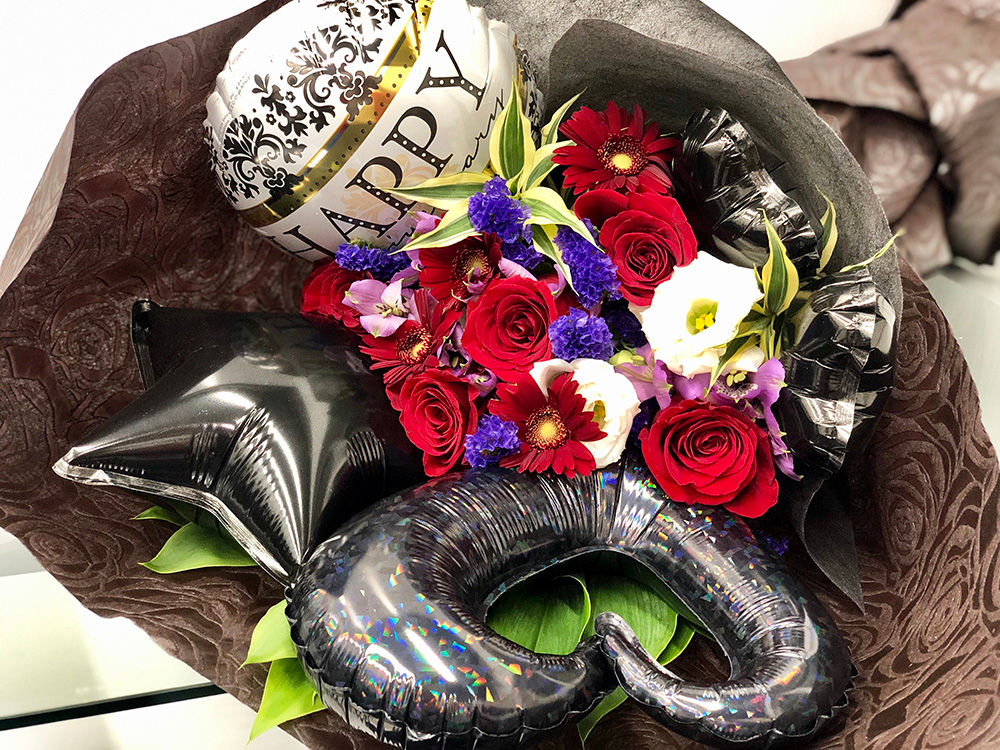 大阪　花屋　バルーン　花束　ブーケ　誕生日　記念日　成人式　母の日
