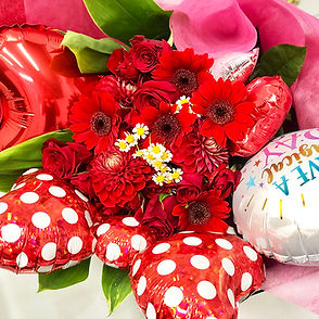 バルーン入り花束 | 大阪堺のお花屋さん「Spira Flower」｜バルーン