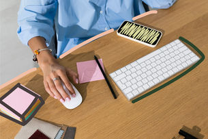 How Much Should Service Providers Spend on Branding?