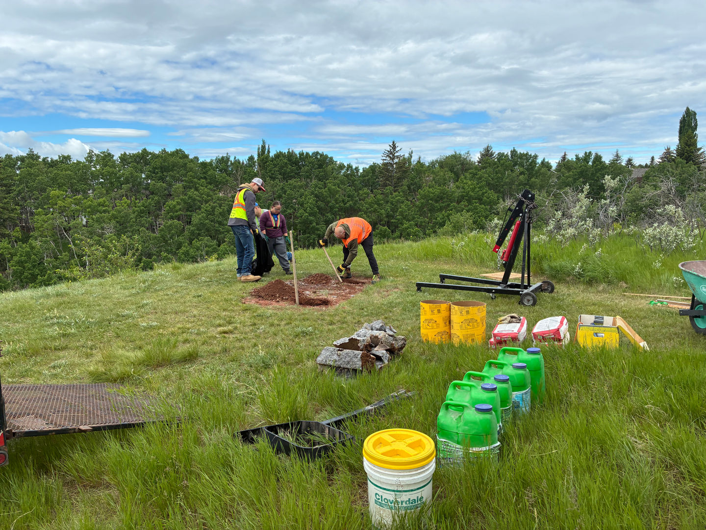 Bench Install for Friends of Fish Creek