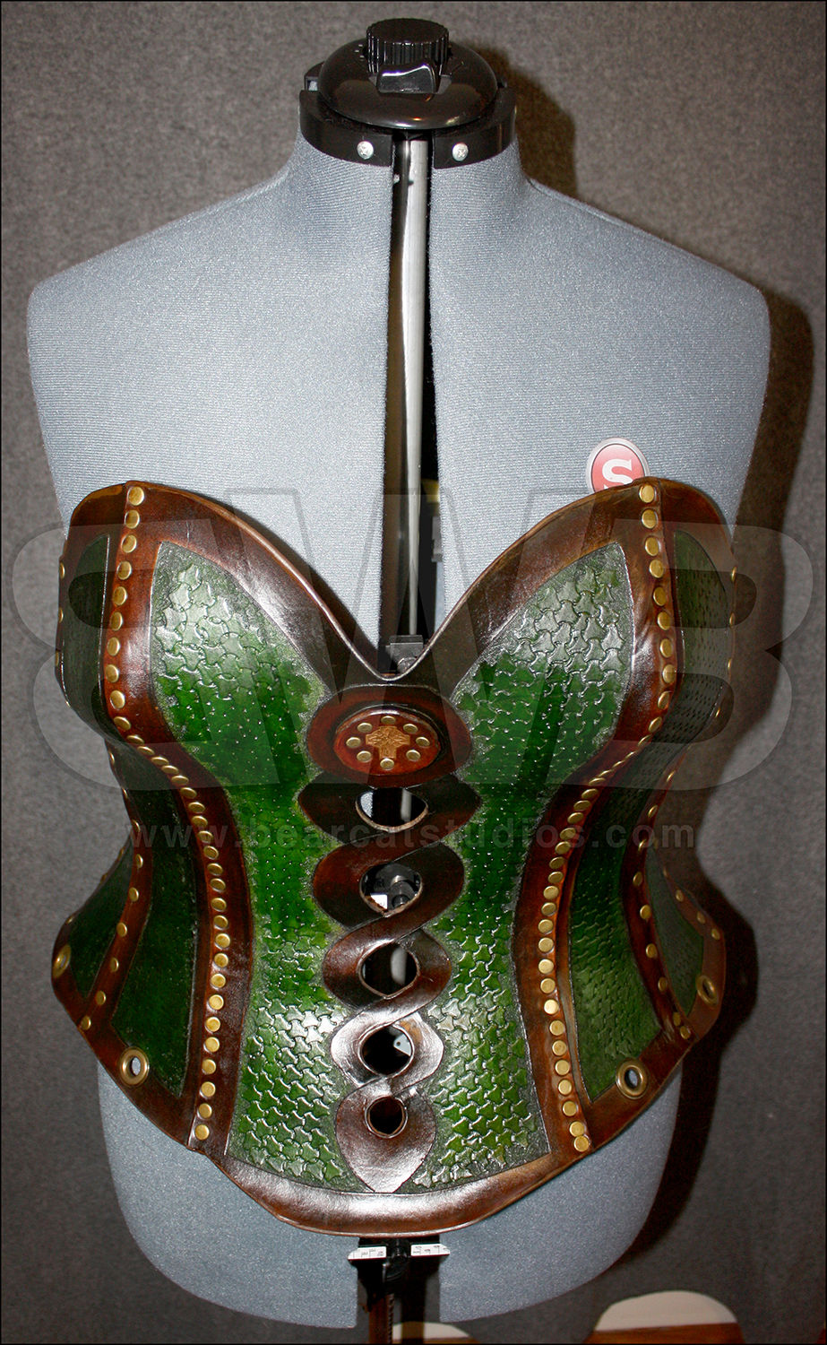 Thumbnail: Celtic Cross Corset