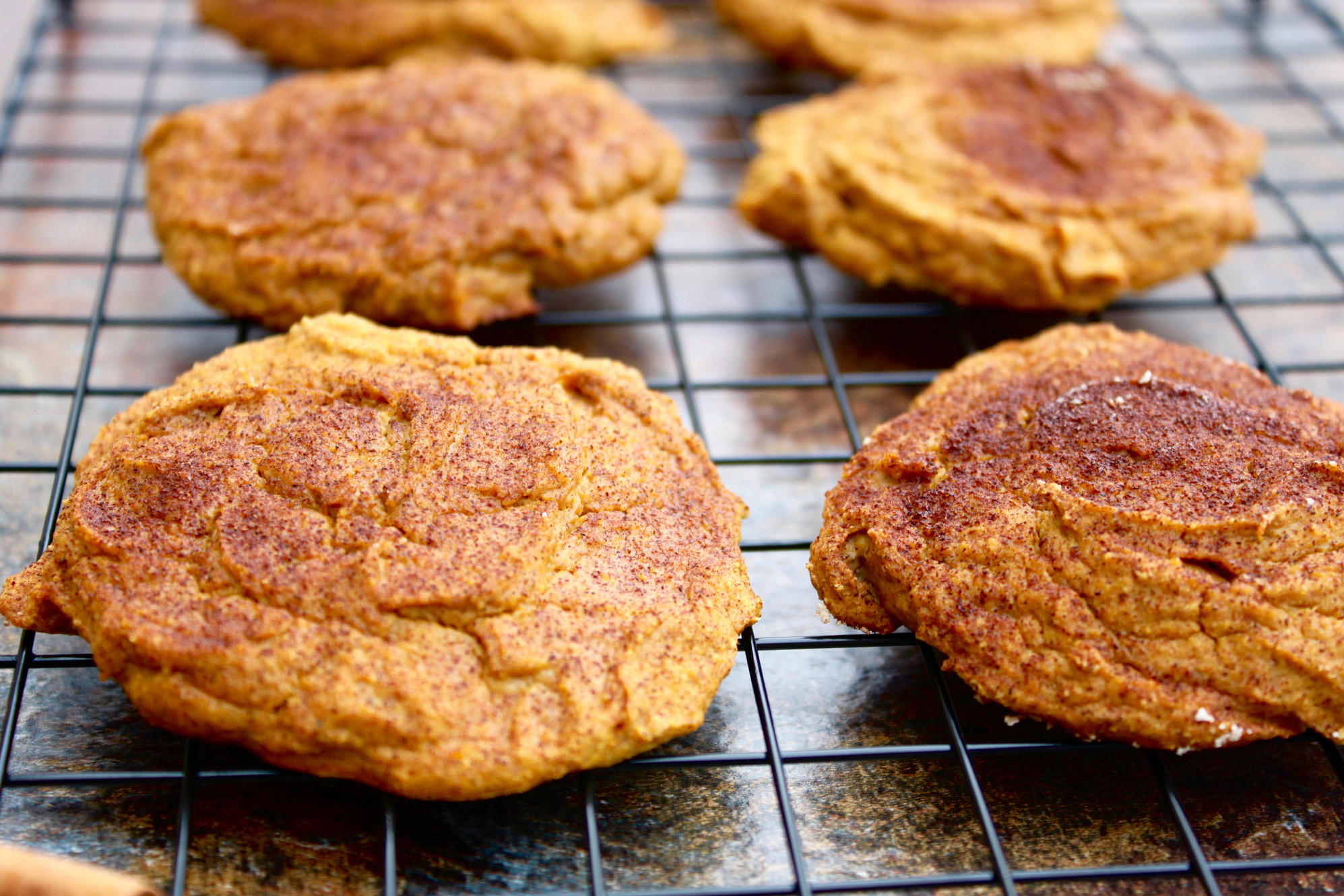 Healthy Pumpkin Snickerdoodle Cookies