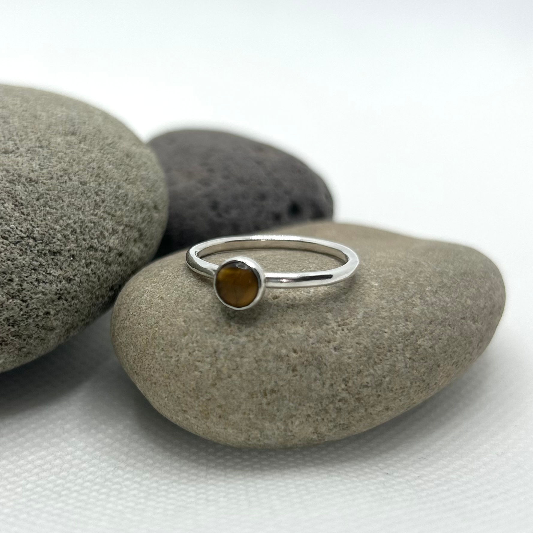 Sterling silver stacker ring with gemstone - tiger's eye - UK size L