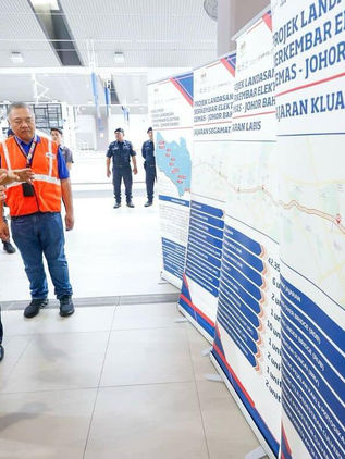 Projek Landasan Berkembar Elektrik Gemas-Johor Bahru (PLBEGJB) perkukuh sistem rel Malaysia di selatan, melengkapi jaringan Landasan Berkembar Elektrik KTMB di Pantai Barat Semenanjung