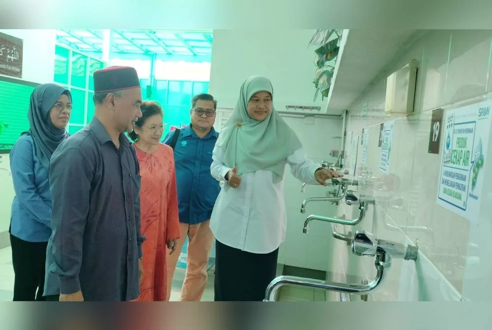 Jimat 35 peratus dengan pili cekap air