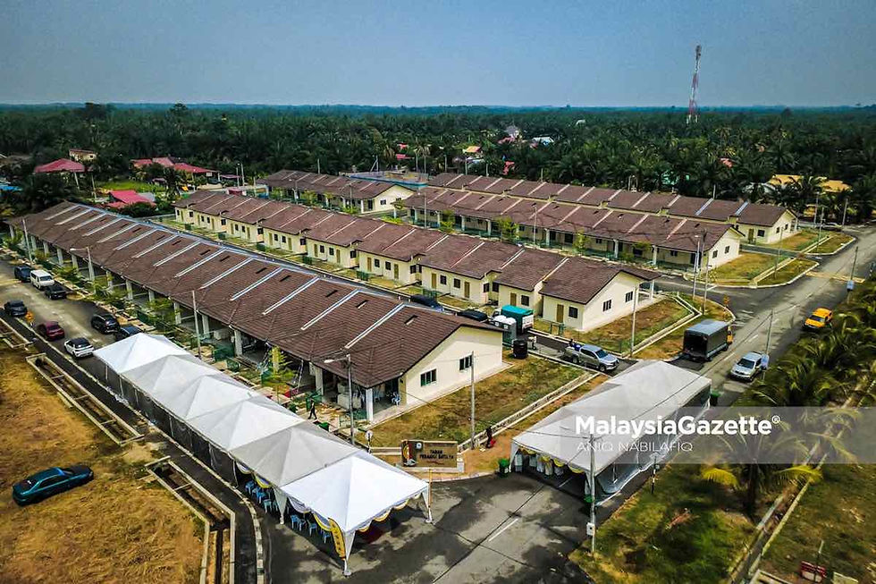 Kawasan Perumahan Taman Perakku Batu 14, Lekir | Rosdalilah Zahari