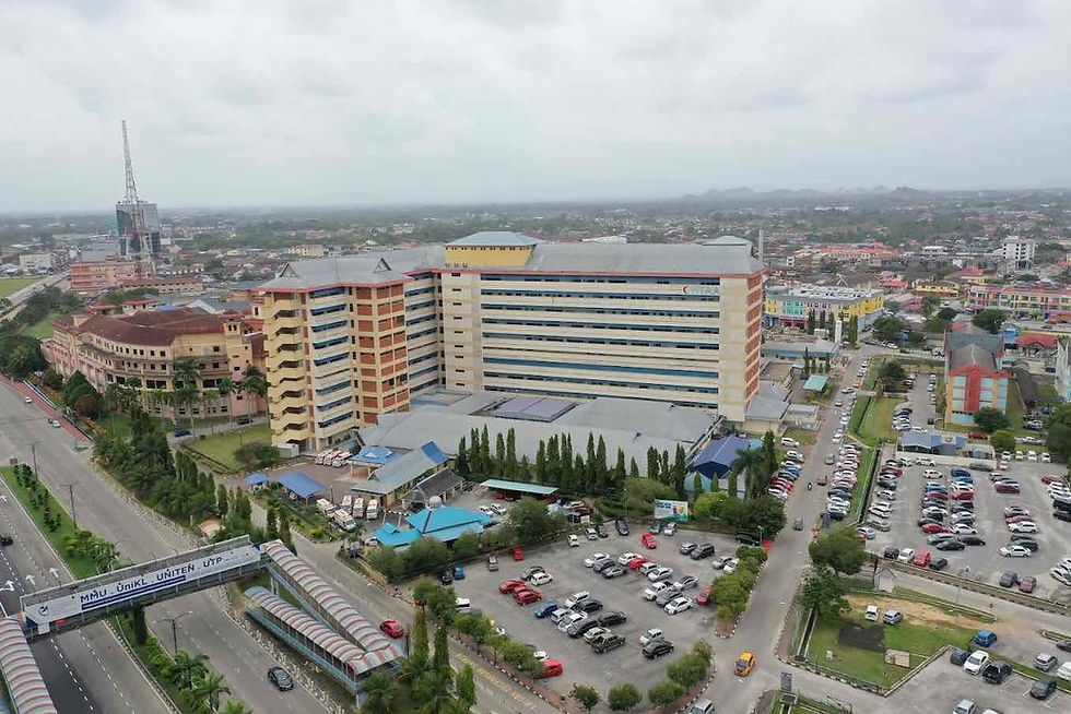 Hospital Tengku Ampuan Afzan / Azlan Raiman