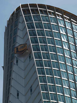 KKR arah kontraktor G1 hingga G4 laksanakan sendiri projek dan tidak serah kerja kepada pihak lain