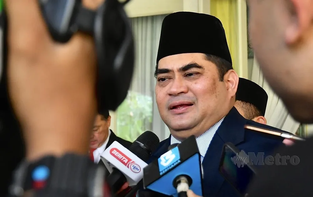Mobel Cadangan