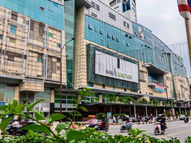 Maju Junction lelong melibatkan kompleks komersial yang mengandungi ruang pejabat, lot runcit dan petak parkir di Kuala Lumpur.