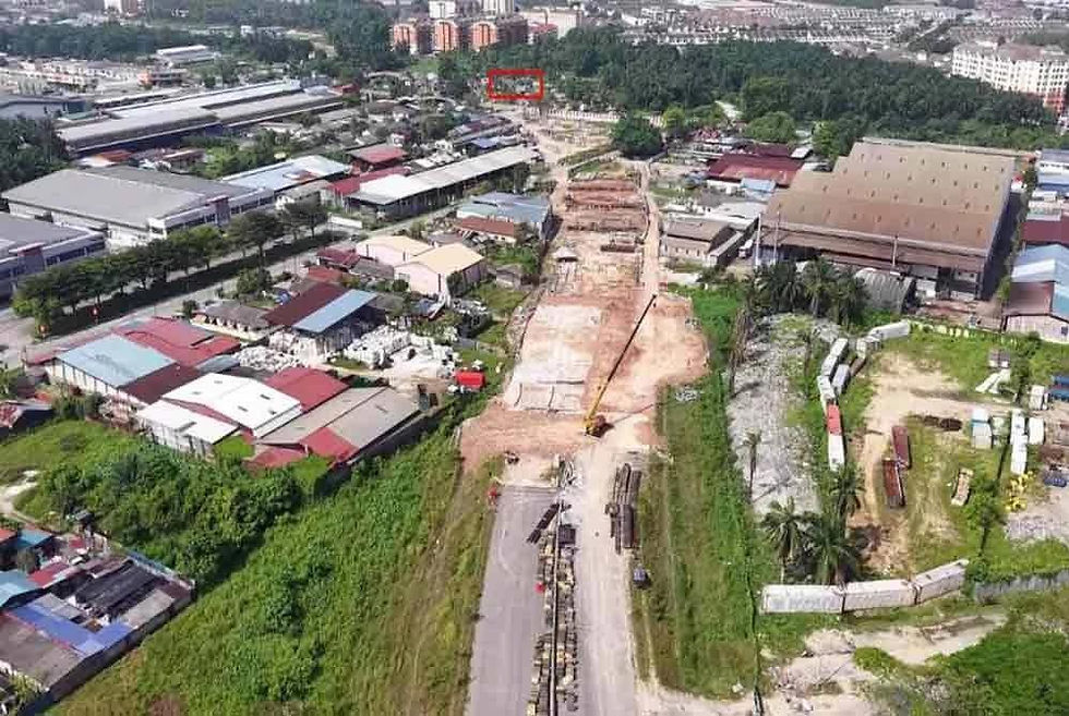 Proses sambungan Seksyen 2 dan 4 WCE tergendala berikutan isu pengambil alihan tanah (bertanda merah) belum dikosongkan di Seksyen 3 berhampiran Taman Sentosa, Klang | WCE