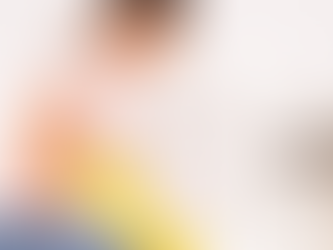 house cleaner cleaning a bathroom