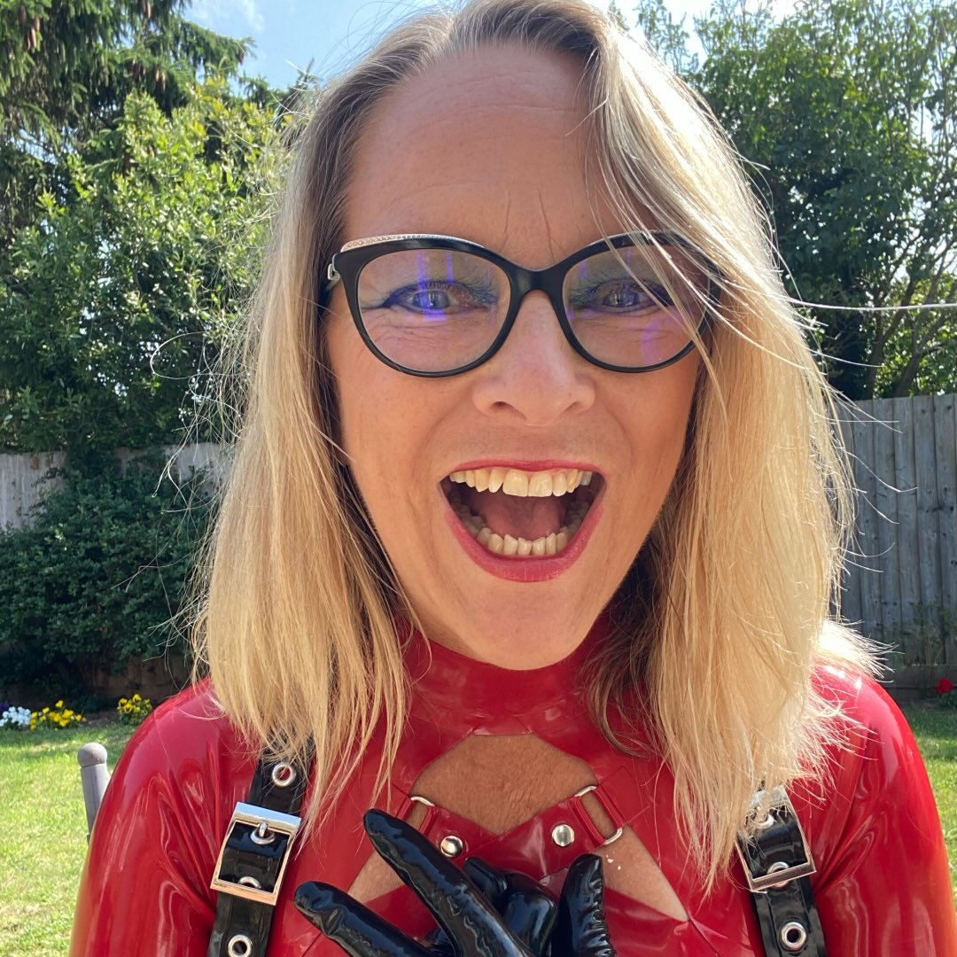 Writer: Lucy Loves Latex