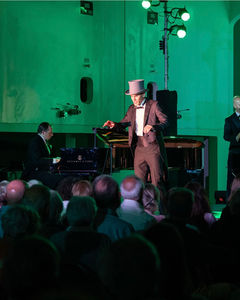 Aurélien Lehmann danseur de claquettes — Swing Band Cabaret aux Flâneries Musicales de Reims