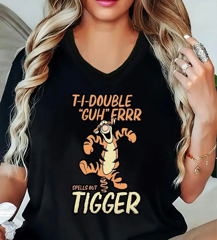 Women’s plus size tigger t-shirt