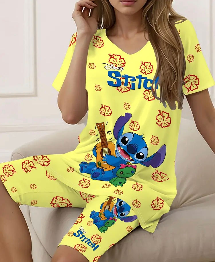 Women’s stitch top and shorts set