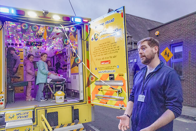 Bumbleance 15.jpg