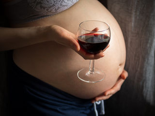 1'700 behinderte Kinder pro Jahr wegen Alkoholkonsums in der Schwangerschaft