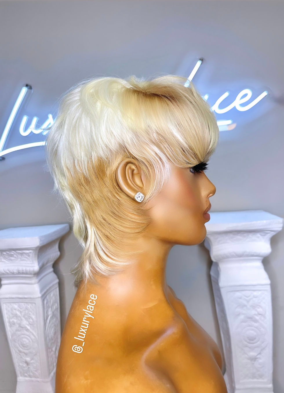 Thumbnail: 2-Toned Pixie Unit