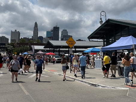 Discover the Best Kansas City Farmers Market Guide with tips on exploring River Market, finding fresh produce, supporting local farmers, and enjoying KC’s vibrant weekend market scene.