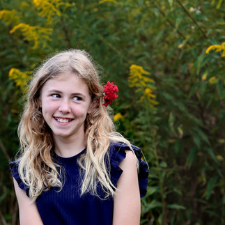 shelbyville, tn family photography with yellow flowers, lewisburg, tn family photographer, chapel hill family photographer, fall minis at henry horton state park, family photography in bell buckle