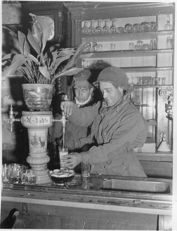 245762 Germany, 194th,Drawing-Beer