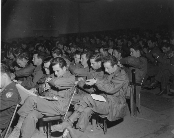 203395 Pilot-Briefing_front.png