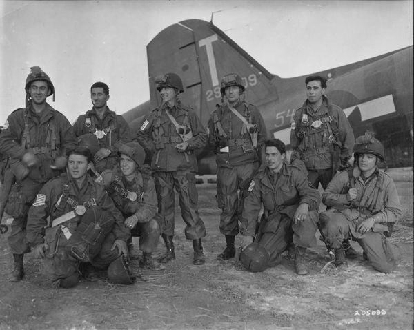 205688 Varsity,-Troops-with-Generals