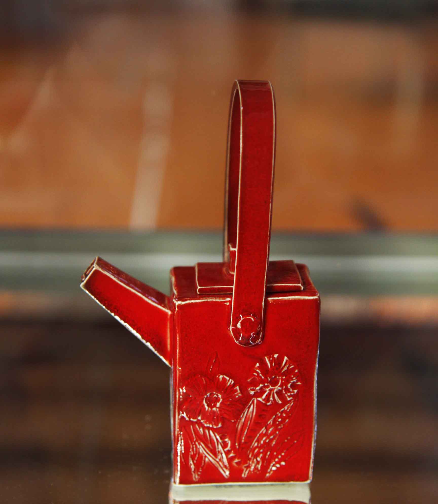 Red Tea Pot