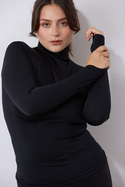 Paulina42
