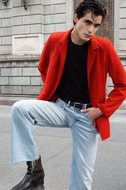 Jorge(63)