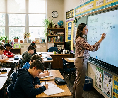 teacher with students.png