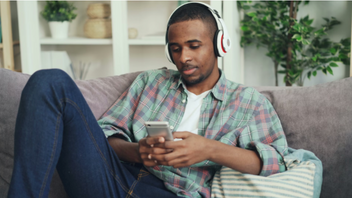 How Mobile Technology Shapes Daily Habits