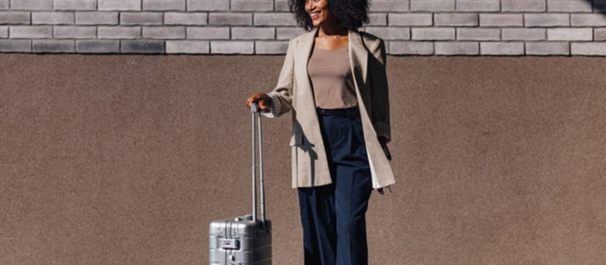Compact Fashion Essentials for On-the-Go Women