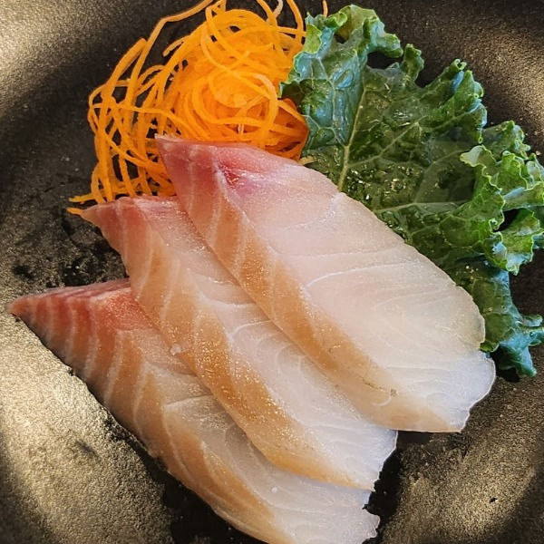 Red Snapper Sashimi image