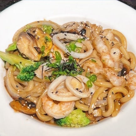 Seafood Yaki Udon image