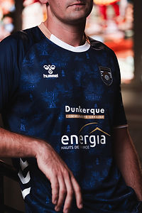 DUNKERQUE / PARIS (Demi-finale - Coupe de France 2025) - Fanion en DUNKERQUE / PARIS (Demi-finale - Coupe de France 2025) - Fanion en