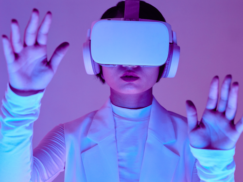 فراتر از بروشور: فناوری واقعیت افزوده چگونه تجربه خرید را متحول می کند؟