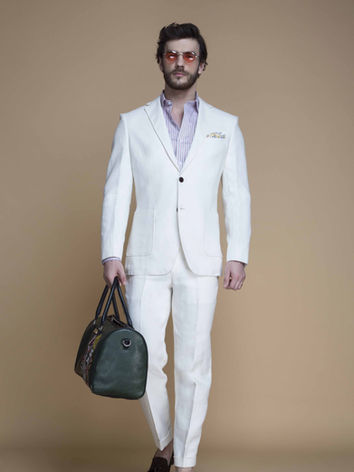 Linen Suit 10.jpg
