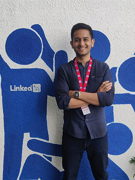LinkedIn Pic divyansh.jpeg