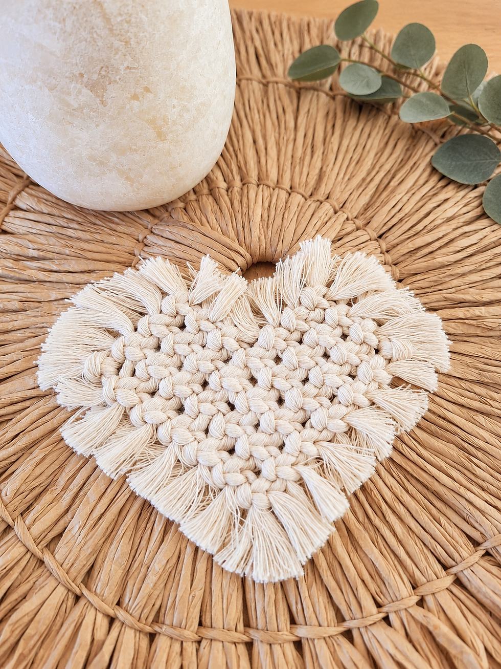 Miniature : Dessous de verre coeur macramé 