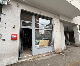 Locale commerciale funzionale e versatile 