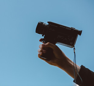 Caméra à la main