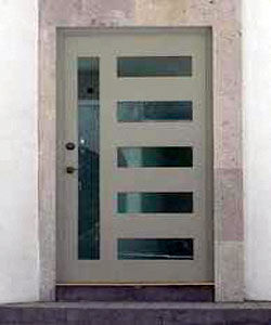 PUERTA 15