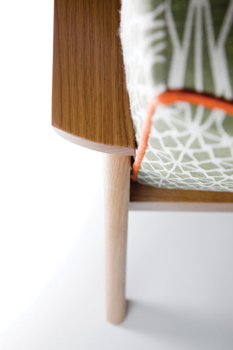 Zillij Kale mid century chair