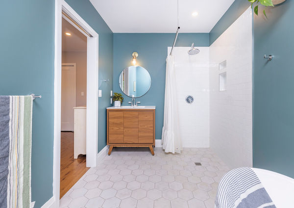 the Rosedale | Curbless En Suite & Standalone Tub