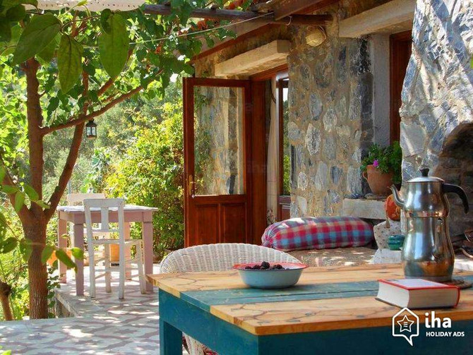 The Value of Adding a Guest House