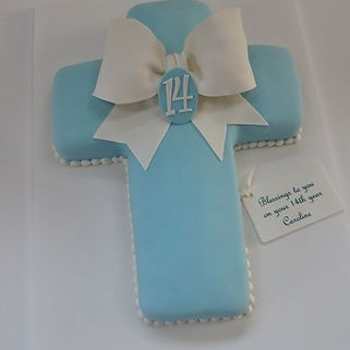 Fondant cross cake