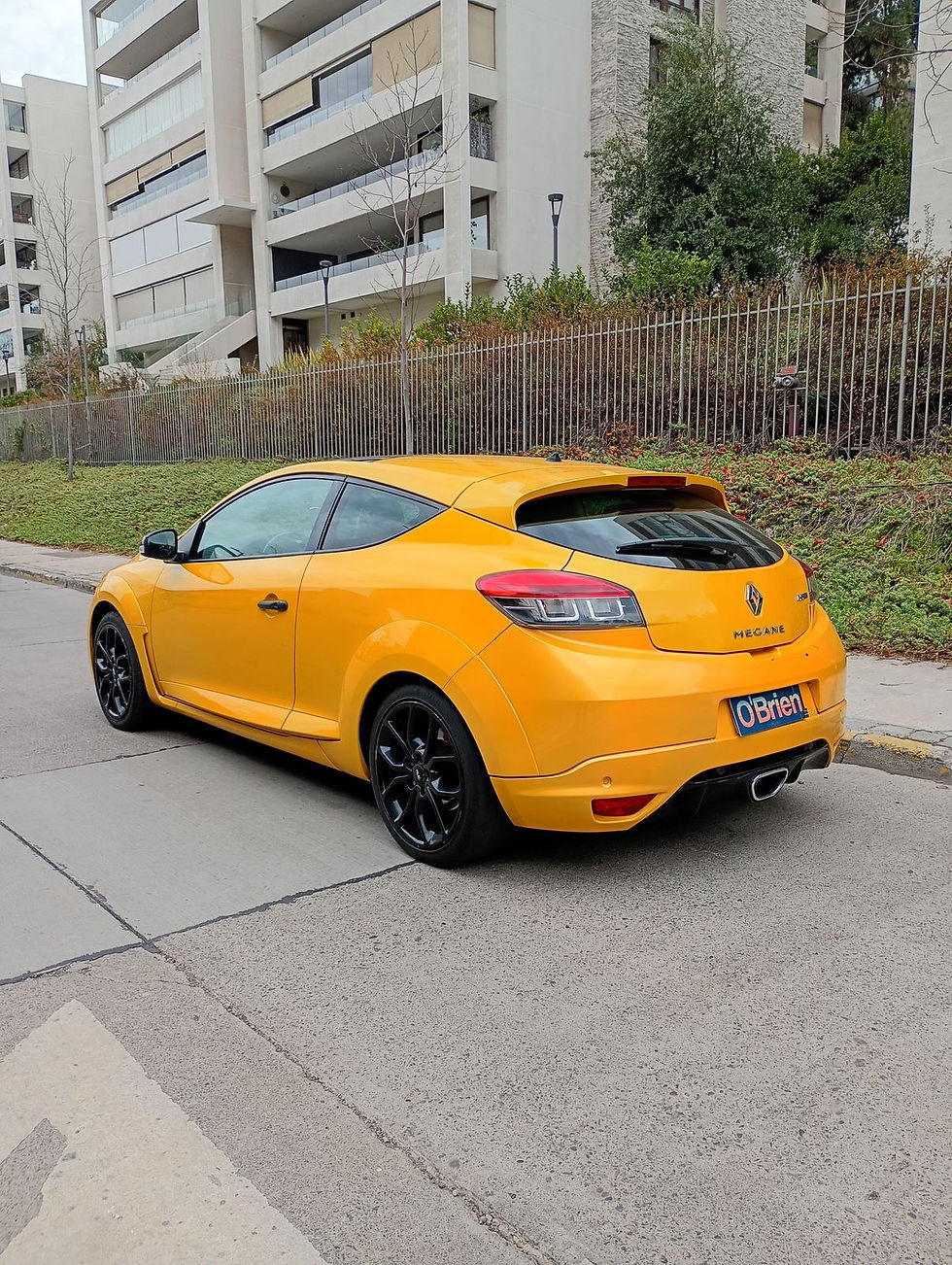 Miniatura: RENAULT MEGANE RS TROPHY 2015