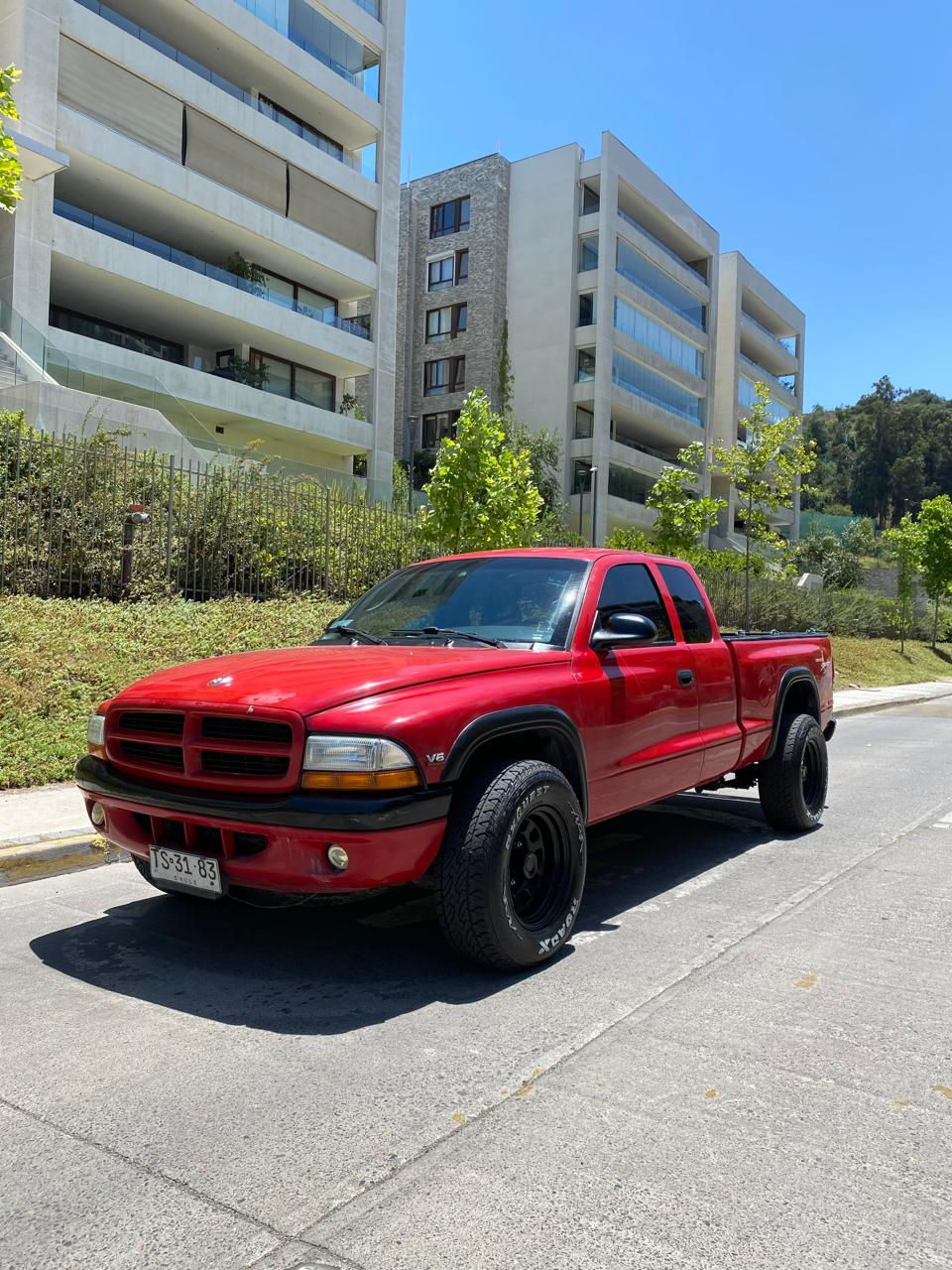 VENDIDO DODGE DAKOTA 3.9 V6 2000